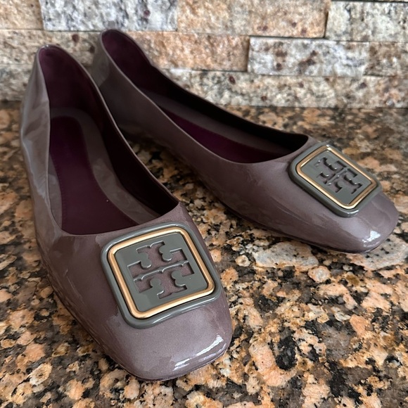 Georgia Ballet Flat
TORY BURCH - Picture 1 of 8
